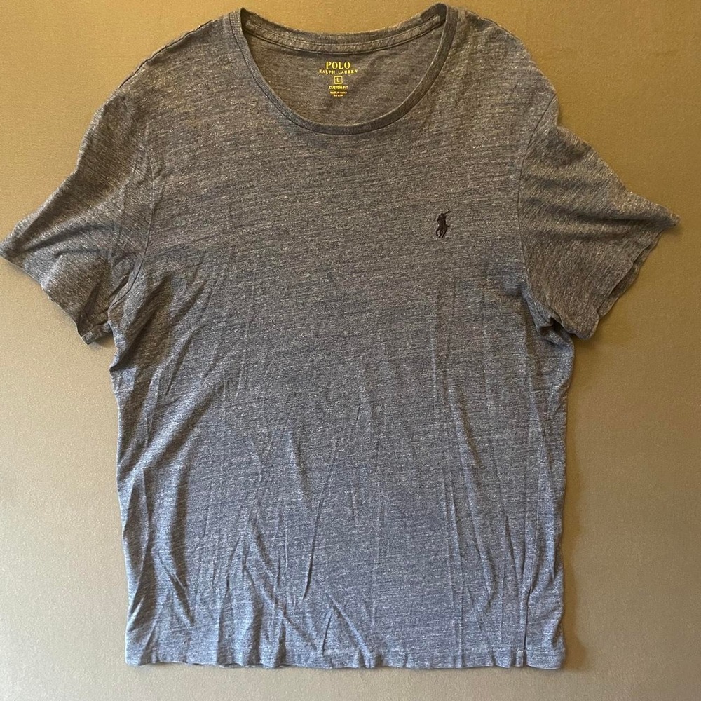 Polo Ralph Lauren Men's Gray classic minimalist T-shirt in a L